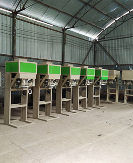 全自動包裝機(jī)多少錢?其在運(yùn)行中又需要注意哪幾個(gè)事項(xiàng)?